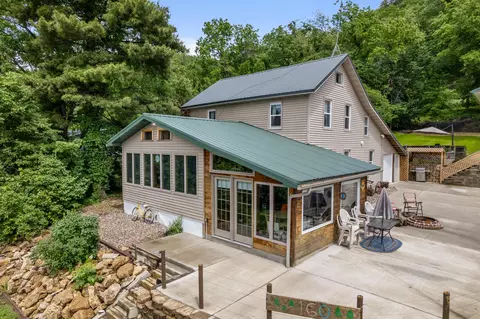 160 N State Road 35, Alma, WI 54610