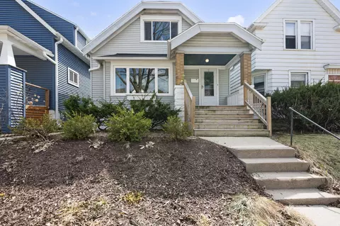 307 E Rosedale #A, Milwaukee, WI 53207