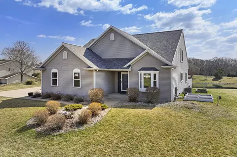 w5071 Clearwater Lane, Sugar Creek, WI 53121