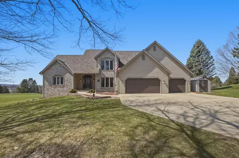 s47w23665 Frontier, Waukesha, WI 53189