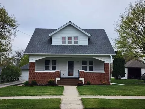 318 Forest, Kewaskum, WI 53040