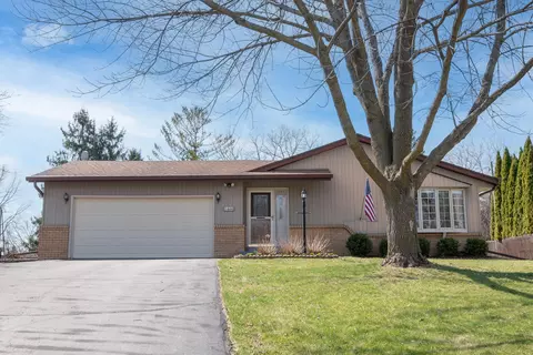 1466 Scenic, Hubertus, WI 53033