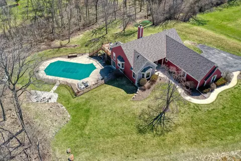 w287n3838 North Shr, Delafield, WI 53072