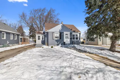 9006 W Dakota, West Allis, WI 53227