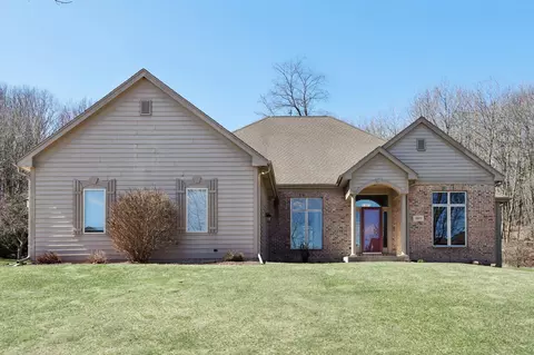 1520 Pamme, West Bend, WI 53090