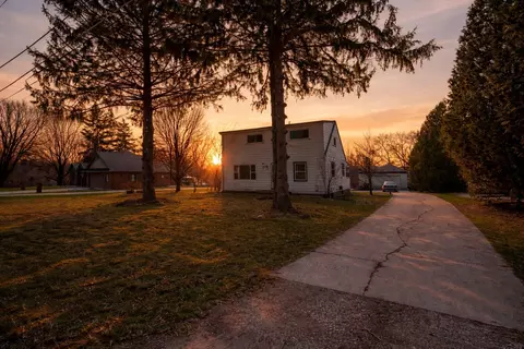 5439 S Egofske, New Berlin, WI 53146