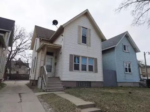 1433 W National, Milwaukee, WI 53204