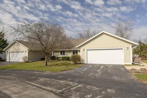 118 Harrogate, Waukesha, WI 53188