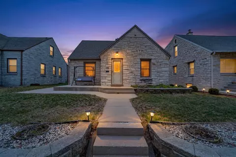1617 S 52nd, West Milwaukee, WI 53214