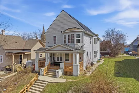 2338 N Dr William Finlayson #2340, Milwaukee, WI 53212