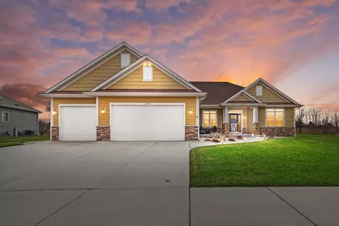 2757 Cornerstone, Mount Pleasant, WI 53403