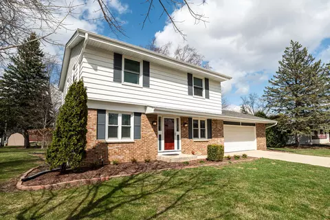 132 W Juniper, Grafton, WI 53024
