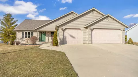 126 Southgate, Eden, WI 53019