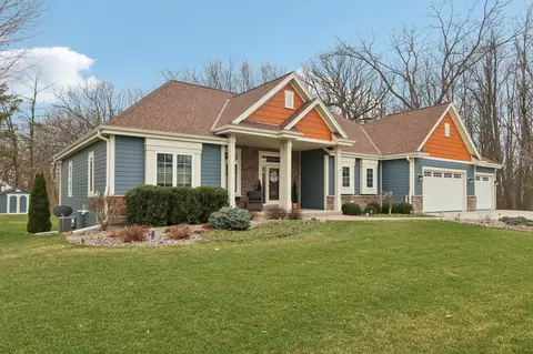 w351n6051 Bauers, Lac La Belle, WI 53066