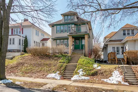 3265 S Illinois #3267, Milwaukee, WI 53207