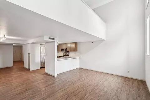 270 E Highland #622, Milwaukee, WI 53202