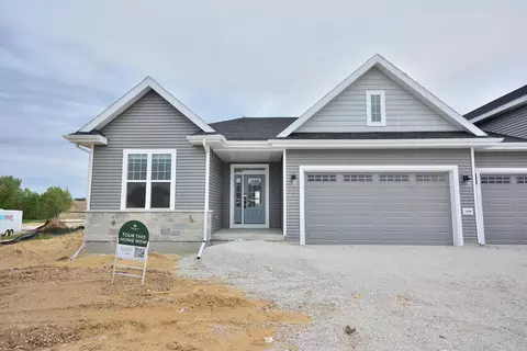 1080 Elderberry, Oconomowoc, WI 53066