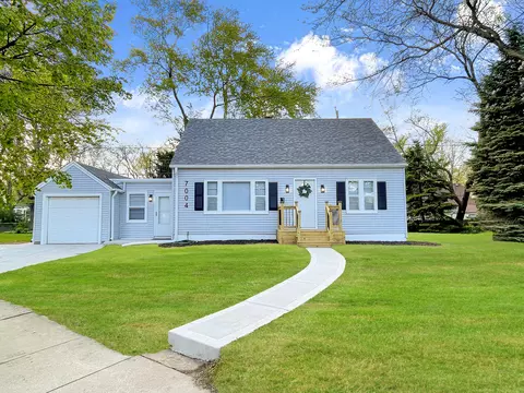 7004 W Arthur, West Allis, WI 53219