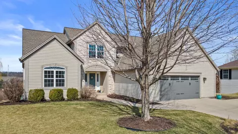1604 Auburn, Waukesha, WI 53189