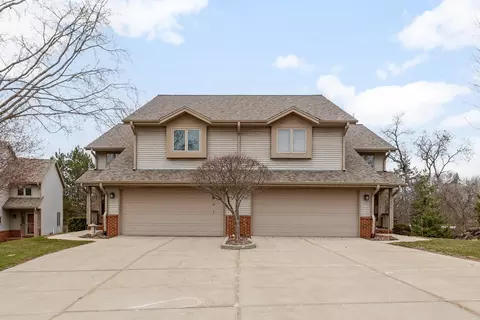 512 Frederick, Oconomowoc, WI 53066