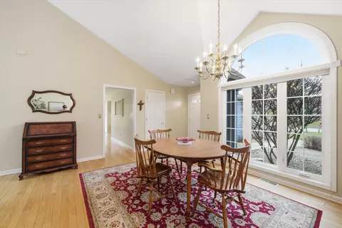 w268n1935 Shooting Star #B, Pewaukee, WI 53072