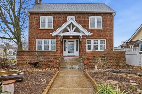 3121 S Superior, Milwaukee, WI 53207