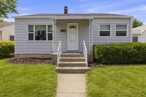 3803 S Lenox, Milwaukee, WI 53207