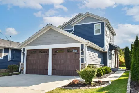 w269n2762 Lelah, Pewaukee, WI 53072