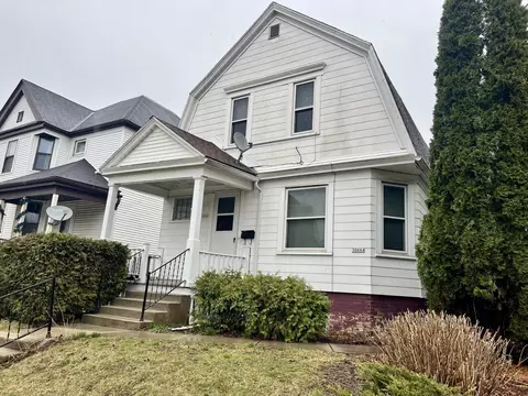 3066 N Newhall #3066A, Milwaukee, WI 53211
