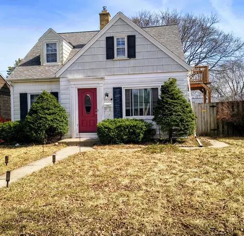 2420 S 62nd, West Allis, WI 53219