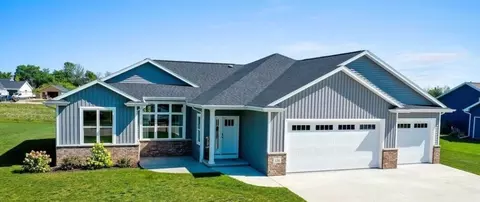 124 Fox, Hilbert, WI 54129