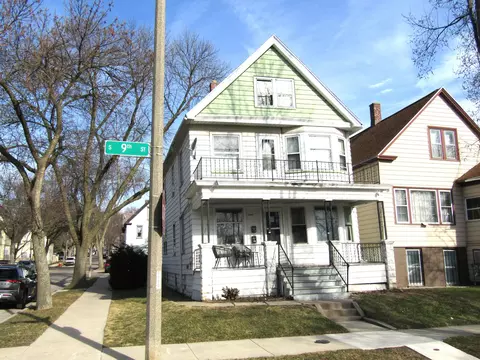 2600 S 9th #2600A, Milwaukee, WI 53215