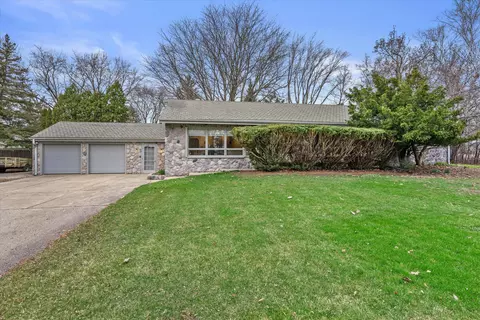 n79w12961 Fond Du Lac, Menomonee Falls, WI 53051
