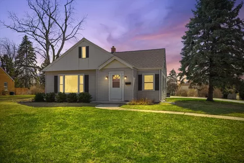 213 E Douglas, Port Washington, WI 53074