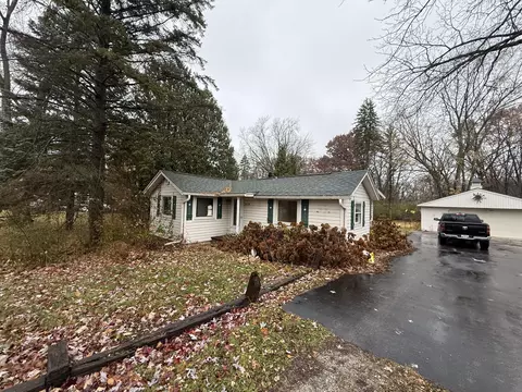 26738 Long Lk, Norway, WI 53185