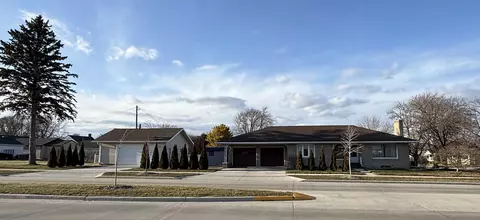 604 Reed, Manitowoc, WI 54220