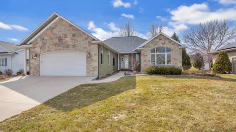 68 Aurora, Fond Du Lac, WI 54935