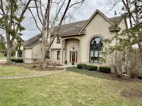 511 Clovercrest, Watertown, WI 53094