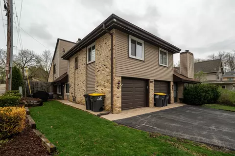 127 Garfield #C, Waukesha, WI 53186