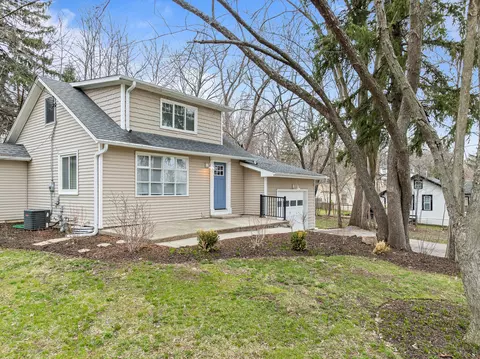 76 Orchard, Williams Bay, WI 53191