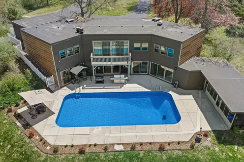 6171 Pleasant Hl, Trenton, WI 53095