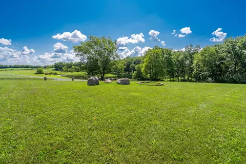 Lt24 Trinity, Geneva, WI 53147