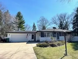 n51w15819 Fair Oak, Menomonee Falls, WI 53051