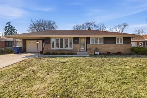 919 N Stanford, Port Washington, WI 53074
