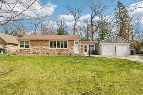 1418 N 123rd, Wauwatosa, WI 53226