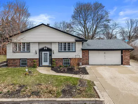 605 Juniper, West Bend, WI 53095