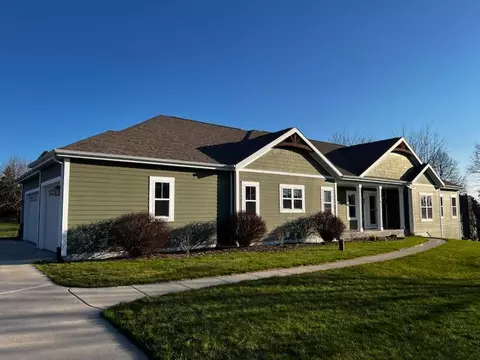 n5w31720 Twin Oaks, Delafield, WI 53018