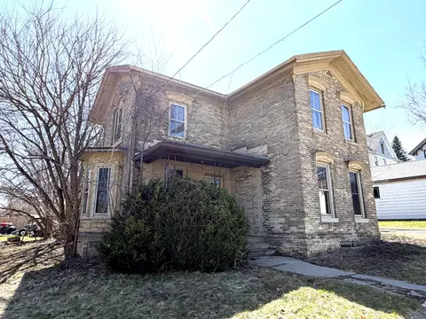 307 W Cady, Watertown, WI 53094