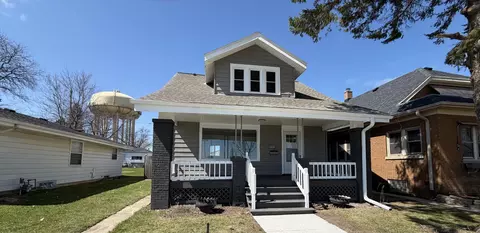 1624 Carlisle, Racine, WI 53404