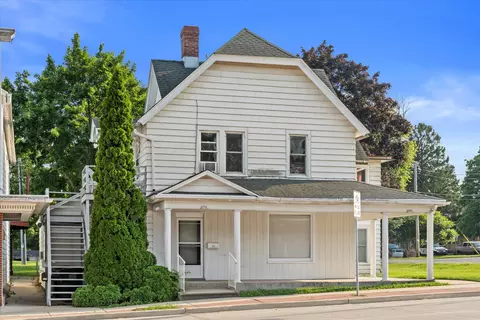 229 W Main, Waterford, WI 53185
